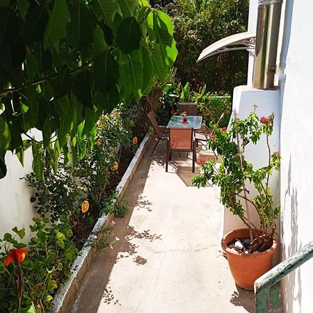 Apartamento Sleepili Vrísai Exterior foto