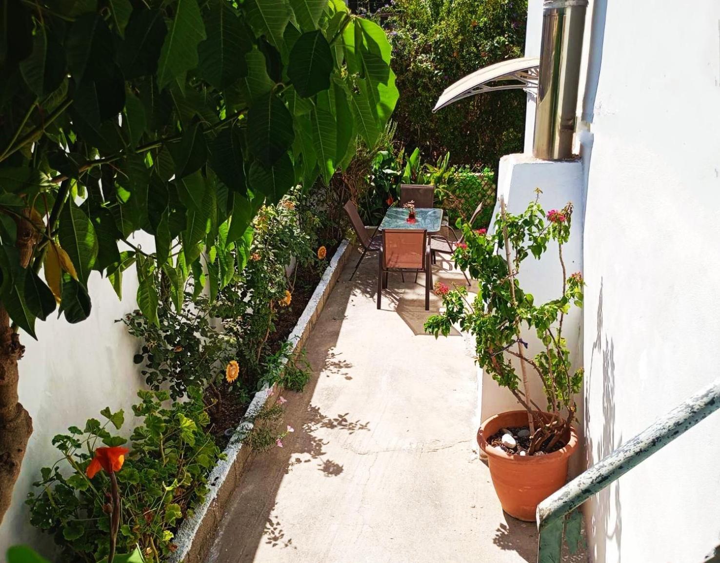 Apartamento Sleepili Vrísai Exterior foto